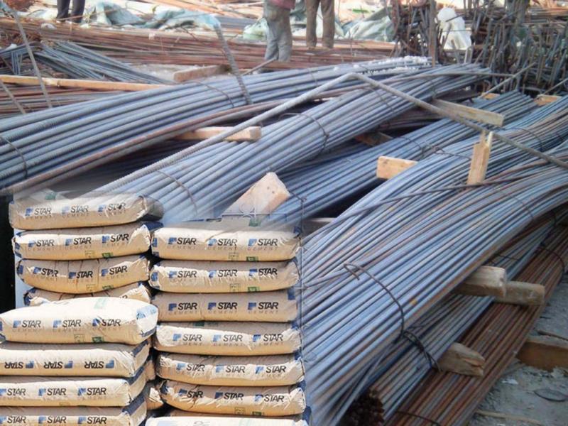 شعبة مواد البناء: تراجع أسعار العقارات بعد العيد مباشرة.. وانخفاض الحديد خلال يومين