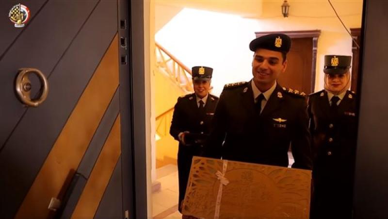 القوات المسلحة تشارك أسر الشهداء الاحتفال بعيد الفطر المبارك