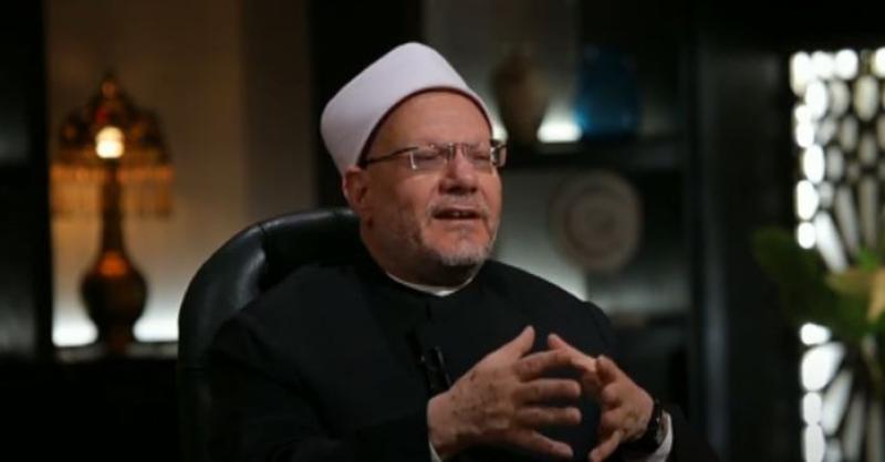 فيديو.. هل يجوز التبرع للمشروعات الوطنية؟ المفتي يجيب