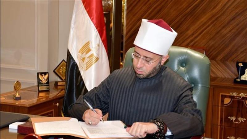 وزير الأوقاف يصدر تعليمات هامة بشأن خطبة الجمعة المقبلة بعد تغيير الموضوع