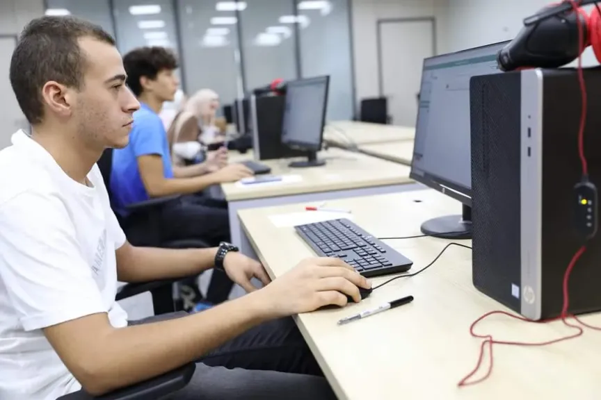 نتيجة تنسيق المرحلة الأولى 2025.. 93.12% حد أدنى للطب و92.65% للأسنان