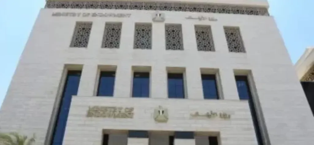 وزارة الأوقاف: الالتزام بقواعد المرور عبادة وحفظٌ للنفس.. وصناعة الوعي المروري مسؤولية دينية ووطنية