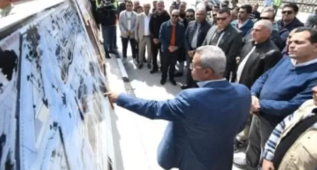 وزير الإسكان يتفقد منظومة ري المسطحات الخضراء بمياه الصرف المعالجة