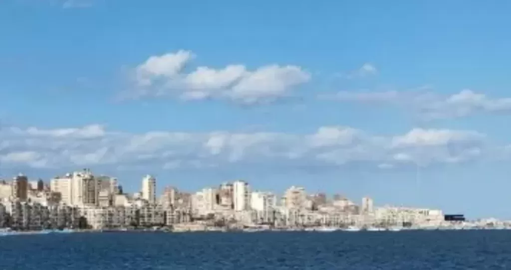 الطقس غدا مائل للحرارة نهارا ونشاط رياح والعظمى بالقاهرة 27 درجة