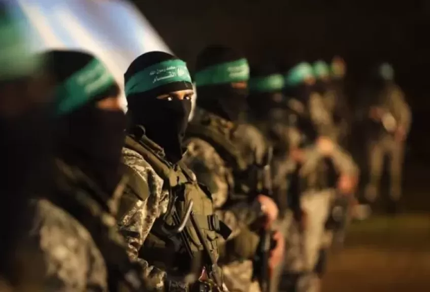 حماس: استهداف صحفي فلسطيني وأسرته بخان يونس جريمة جديدة للاحتلال