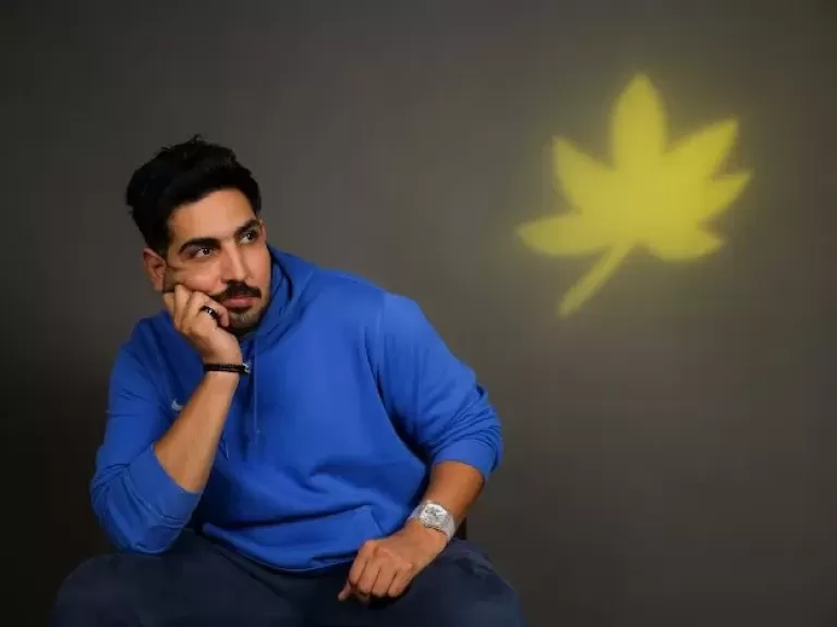 بعد نجاح كل العيون واحساسي بيط وقلبت بجد ..  محمود راتب يطرح أغنية ”مش هقدر اودعك” (فيديو)