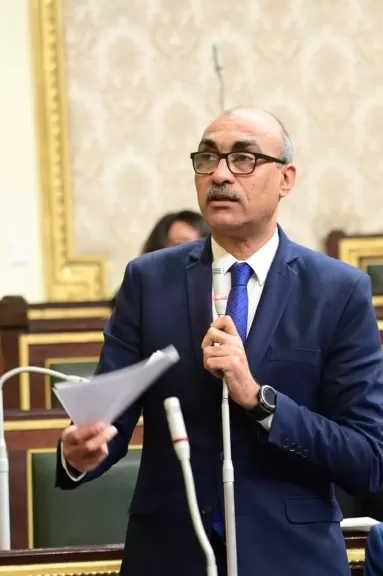 أول رئيس هيئة برلمانية يرفض الحساب الختامي