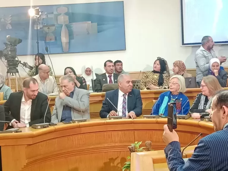الأعلى للثقافة يناقش الاتجاهات الحديثة في توظيف الذكاء الاصطناعي