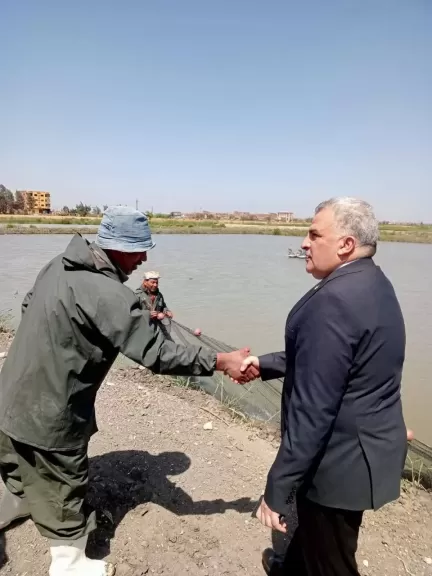 المدير التنفيذي للبحيرات يتفقد الثروة السمكية بالشرقيه