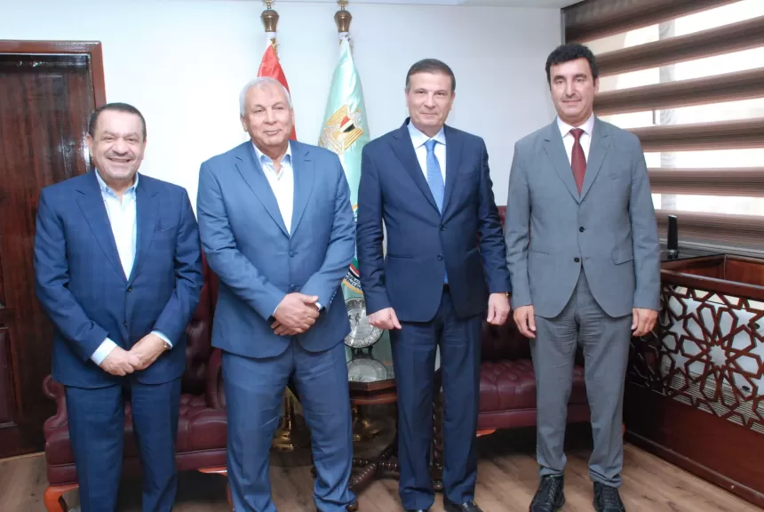 وزير الزراعة ومحافظ الوادي الجديد يبحثان التعاون مع السعودية