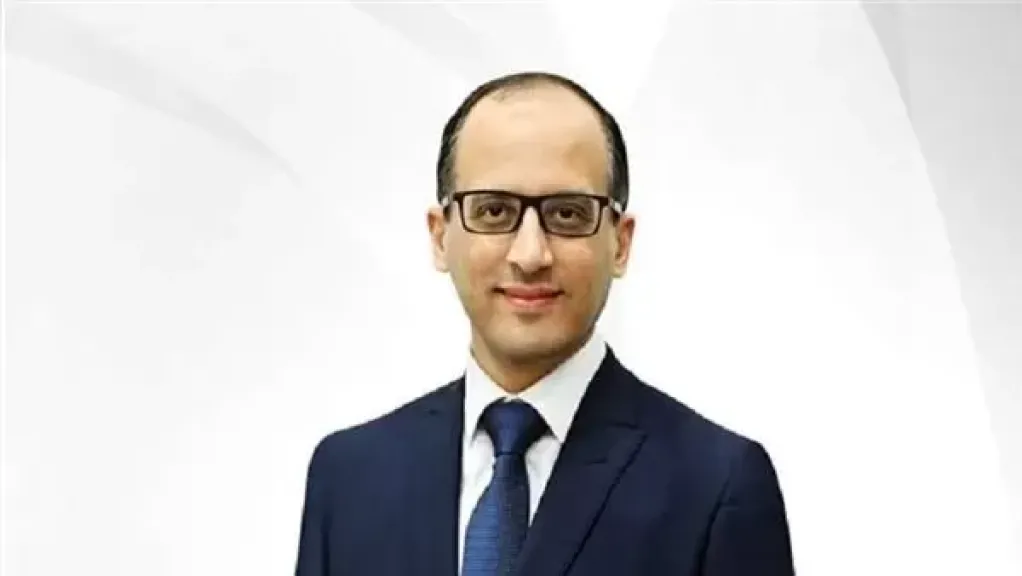 بدر عبد العاطي يصدر قرارًا بتعيين محمد الحمصاني نائبًا لمساعد وزير الخارجية