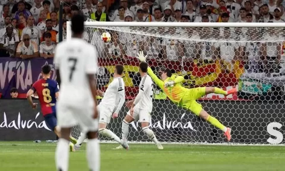 بسيناريو مثير.. برشلونة يصعق ريال مدريد ويخطف كأس ملك إسبانيا
