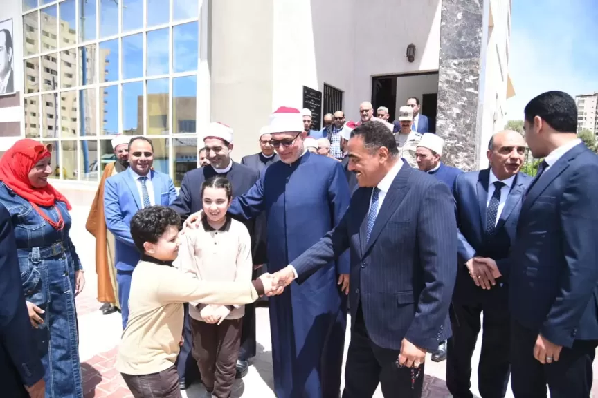 المحافظ ومفتي الديار يتفقدان مقر الدار بمطروح