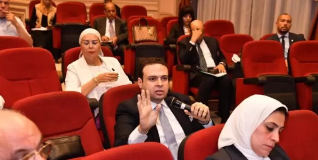 عبد المنعم إمام: أرفض مشروع قانون الإيجار القديم رغم أني مالك.. وصيغة الحكومة مستفزة