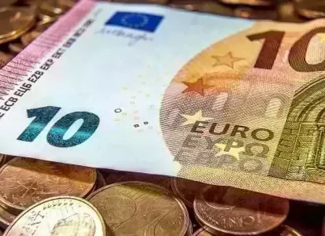 سعر اليورو اليوم الأربعاء 17 ديسمبر 2025 في البنوك.. تحديث لحظي