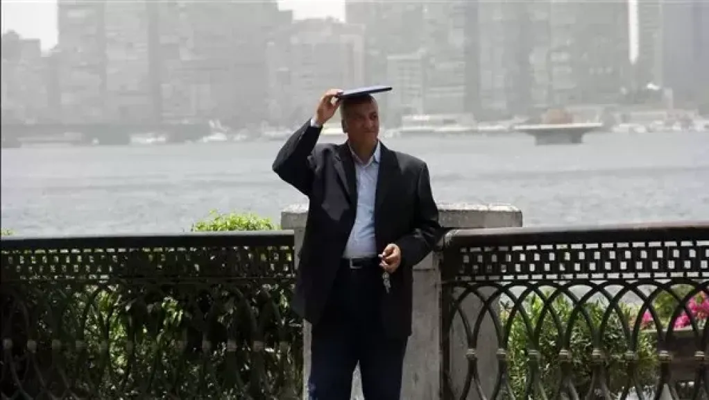 «رياح مثيرة للأتربة والعظمى بالقاهرة 35».. درجات الحرارة والظواهر الجوية المتوقعة اليوم الأربعاء