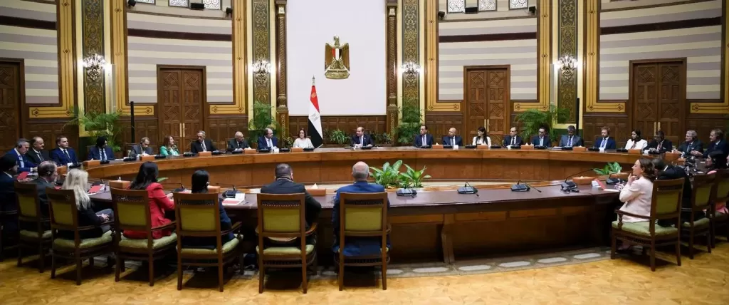 الرئيس السيسي: مصر توفر فرصة استثمارية متميزة بسوق واسعة وبنية تحتية متطورة وتشريعات تحمي المستثمرين