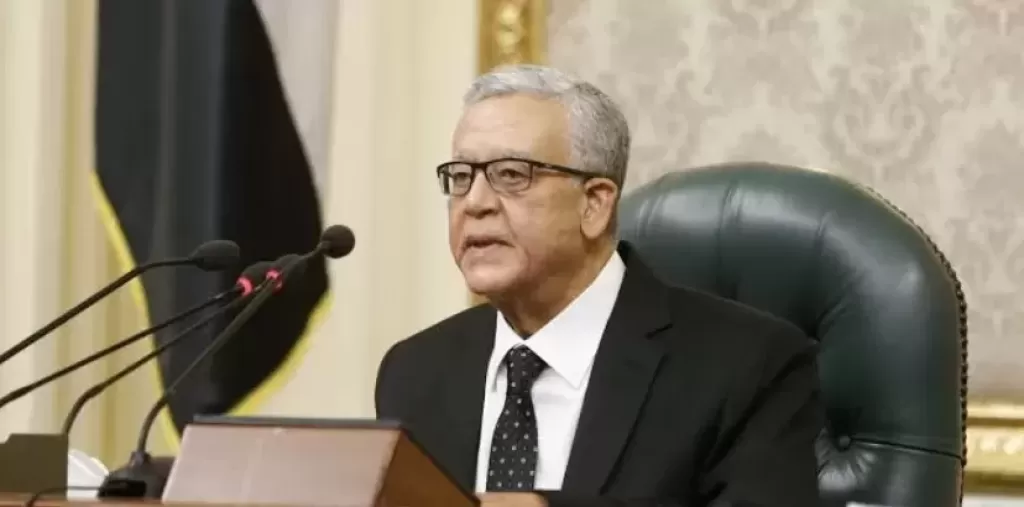 رئيس النواب يهنئ الشعب المصرى بقرب قدوم عيد الأضحى المبارك..ويرفع الجلسات لـ 15 يونيو