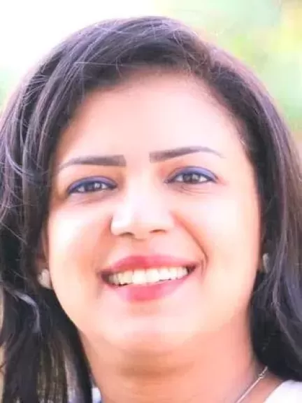 نيفين عباس: على بلاطة..