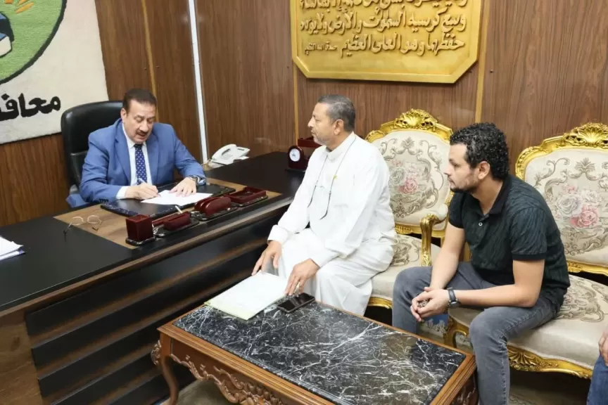 محافظ المنوفية يواصل سلسلة لقاءاته اليومية بالمواطنين ويقرر صرف مساعدات مالية وعينية لعدد من الحالات الإنسانية