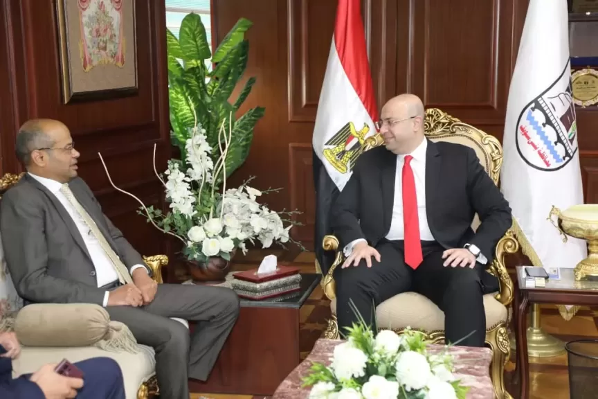 محافظ بني سويف يلتقى رئيس مجلس إدارة البورصة المصرية