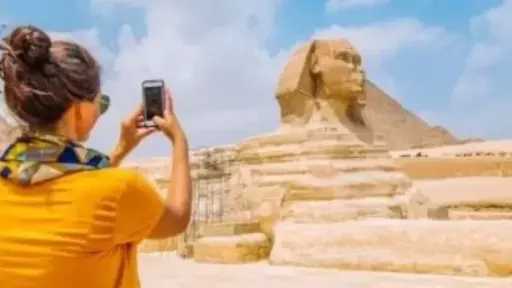 أكثر من 10 آلاف زيارة لمنطقة الأهرامات في ثاني أيام العيد وسط إقبال ملحوظ من المصريين