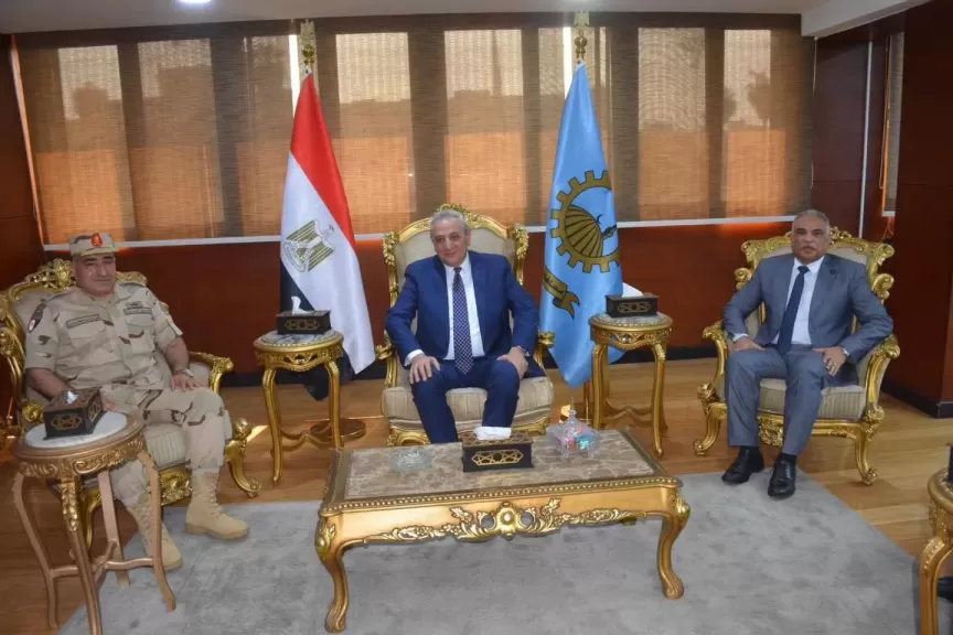 محافظ الغربية يستقبل مدير إدارة التجنيد ويُشيد بدور القوات المسلحة في دعم ذوي الهمم وكبار السن