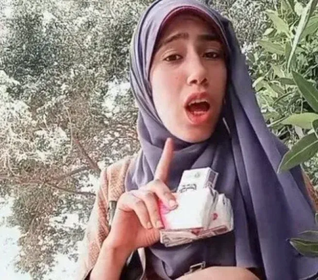 والدها شكر وزارة الداخلية بعد القبض علي ابنته ولن يوكل لها محامي .. تفاصيل جديدة في قضية ”علياء قمرون”