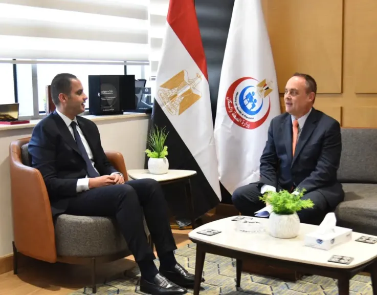 نائب وزير الصحة يعقد اجتماعًا مع ممثل صندوق الأمم المتحدة للسكان في مصر لمناقشة عددًا من ملفات العمل المشتركة