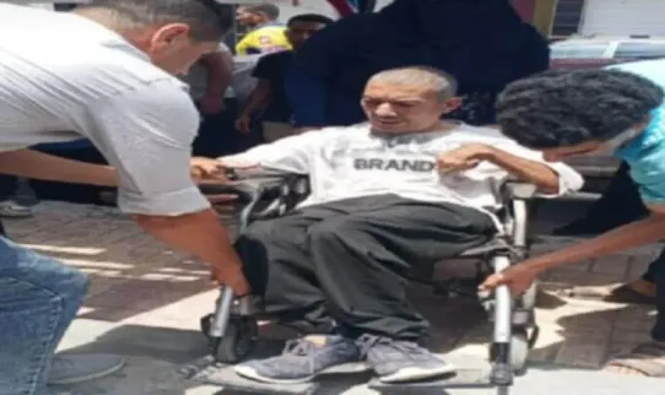 انتخابات مجلس الشيوخ.. شاب من ذوي الهمم يتحدى الصعاب ويُدلي بصوته في كفر الدوار