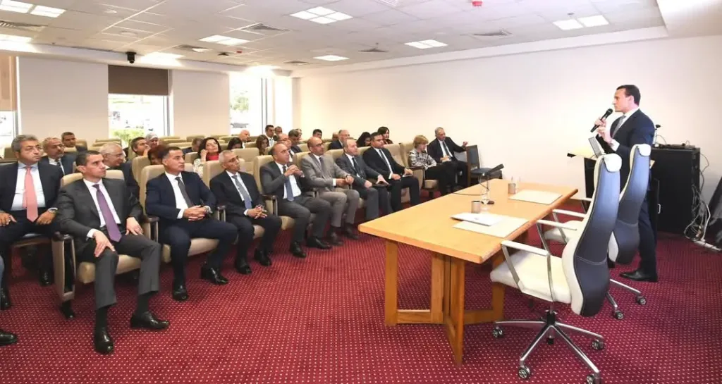 مساعد وزير الإسكان يلتقي عددا من سفراء مصر الجدد بالخارج لاستعراض جهود الوزارة في مجالات التنمية العمرانية