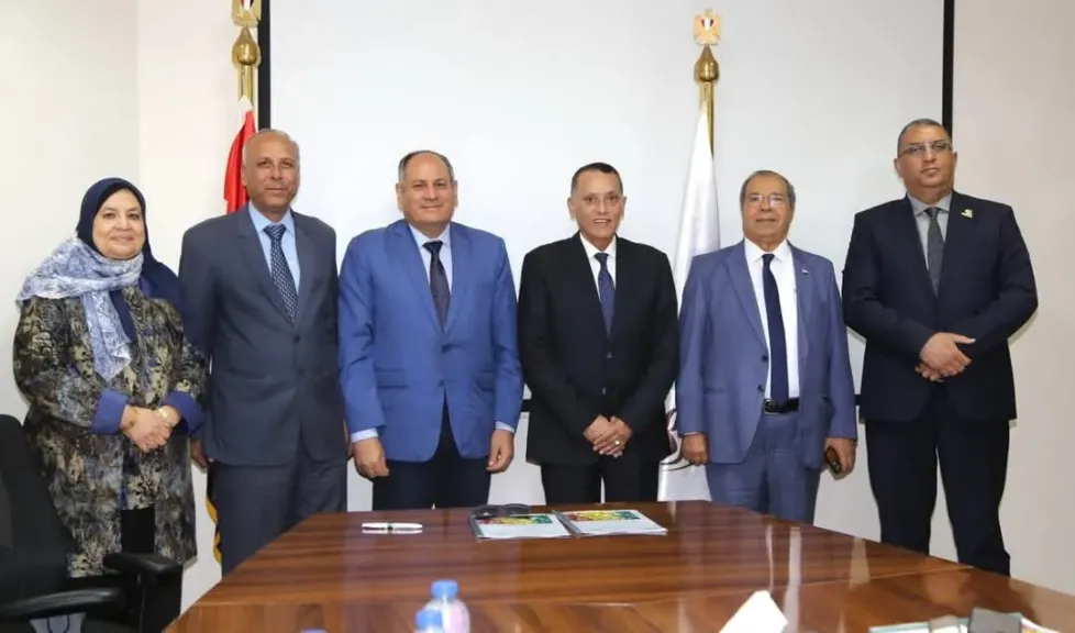 بروتوكول تعاون بين شركة تنمية الريف المصري الجديد ومركز البحوث الزراعية لإنتاج تقاوي هجين الخيار ”حورس” في أراضي ال ١,٥ مليون فدان