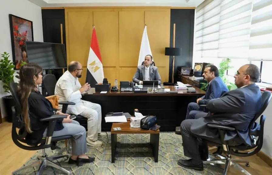 • نائب وزير الصحة والسكان يستعرض خدمات أول منتجع استشفائي علاجي متكامل في مصر بمحافظة أسوان