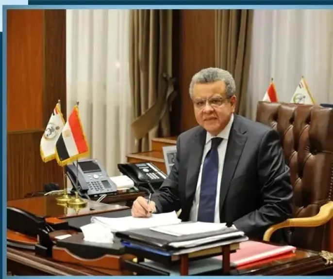الرئيس السيسي يصدر قرارا بتجديد تكليف المستشار محمد الفيصل يوسف قائما بأعمال رئيس الجهاز المركزي للمحاسبات
