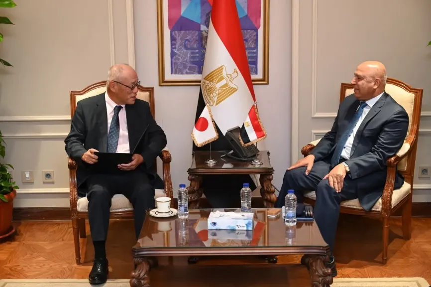 وزير الصناعة والنقل يستقبل السفير الياباني بالقاهرة لمتابعة الموقف التنفيذي للمشروعات المشتركة