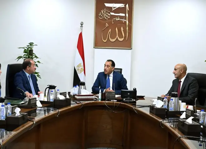 رئيس الوزراء يُتابع عددًا من ملفات العمل المشتركة بين وزارتي المالية والتربية والتعليم