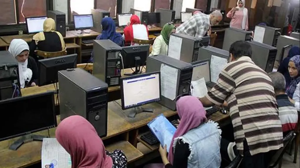 خلال ايام العليا للتنسيق تجتمع لوضع الحد الأدني لتنسيق الكليات ودرجات الكليات
