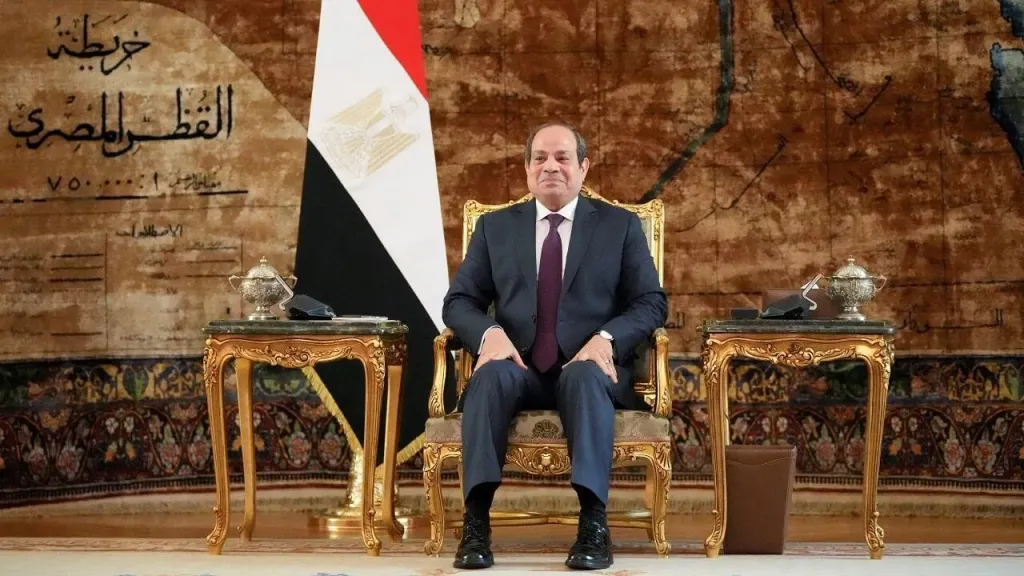 بقرار جمهورى تجديد تعيين وليد جمال الدين رئيسا للهيئة العامة للمنطقة الاقتصادية لقناة السويس