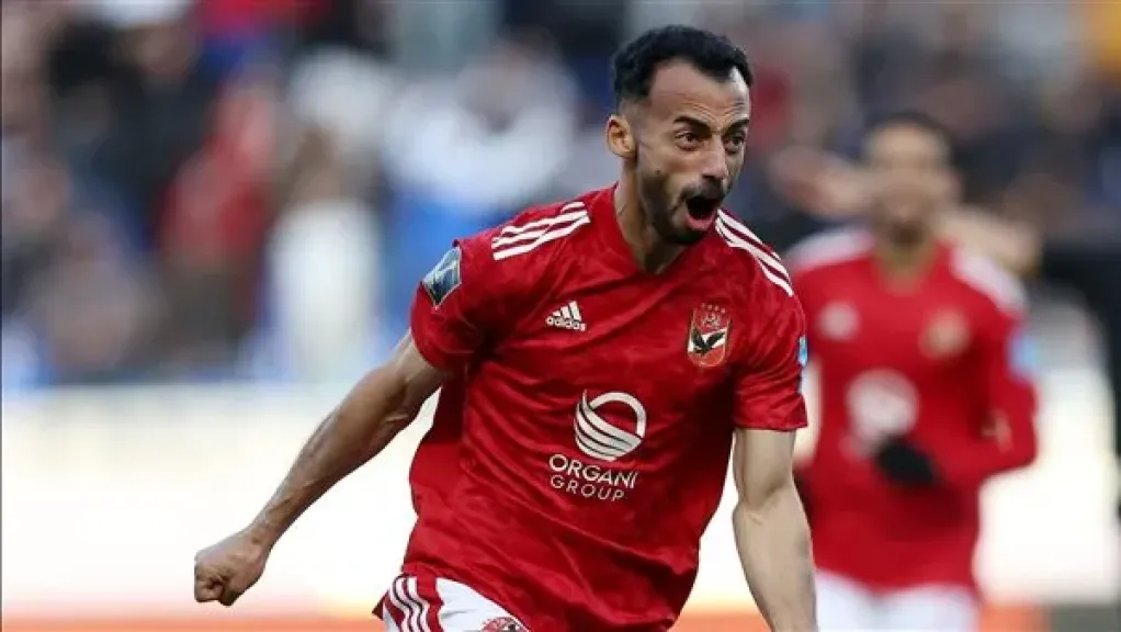 الأهلي يرحب بانتقال أحمد عبد القادر للدوري الليبي