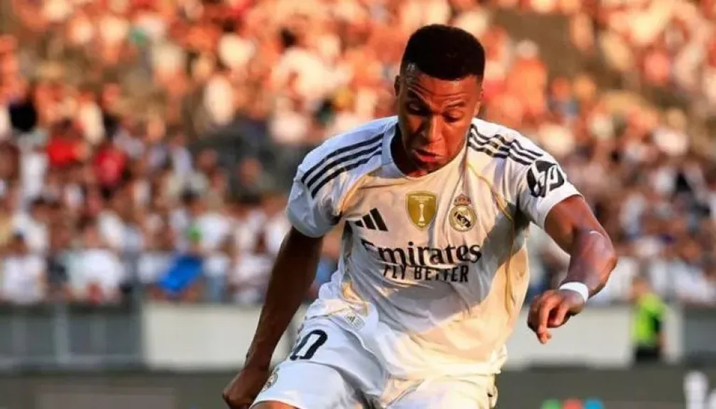 بالقميص الأسطوري.. مبابي يفتتح حقبة جديدة مع ريال مدريد (فيديو)