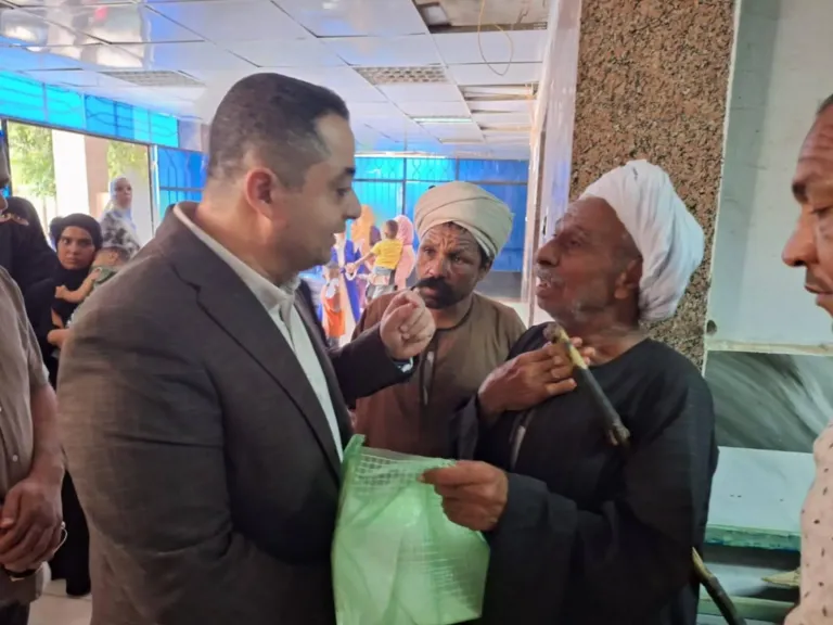 وكيل صحة قنا يبحث إنشاء عناية مركزة للأطفال بمستشفى قوص