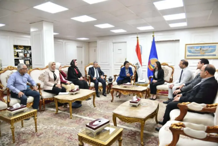 محافظ البحيرة تستقبل نائب وزير الصحة لبحث استراتيجيات خفض معدلات الولادات القيصرية