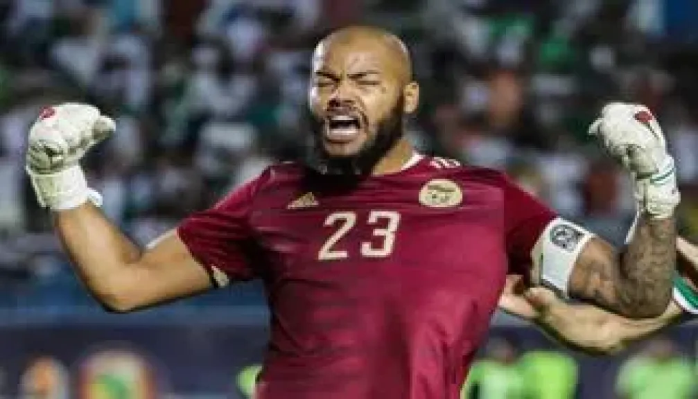 بطريقة مبولحي.. هداف إنتر ميلان الأسبق يغازل منتخب الجزائر