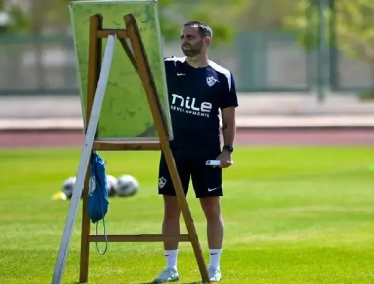 كواليس جلسة فيريرا مع لاعبي الزمالك قبل مواجهة المقاولون العرب