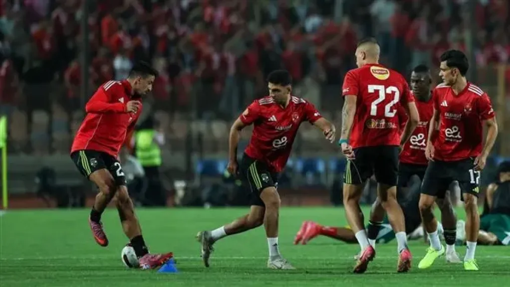استعدادًا لمواجهة الليلة.. ريبييرو يعلن قائمة الأهلي لمباراة فاركو في الدوري