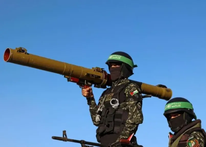 القسام وسرايا القدس تعلنان دك موقع قيادة وسيطرة للاحتلال جنوب مدينة خان يونس بقذائف الهاون