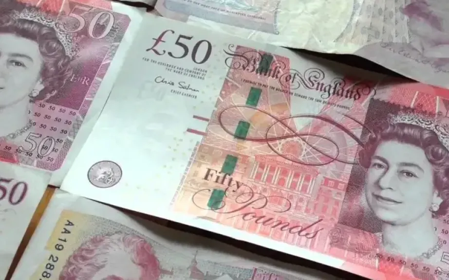 صعود سعر الجنيه الإسترليني اليوم الثلاثاء 19 أغسطس أمام الجنيه المصري| تحديث لحظي من جميع البنوك