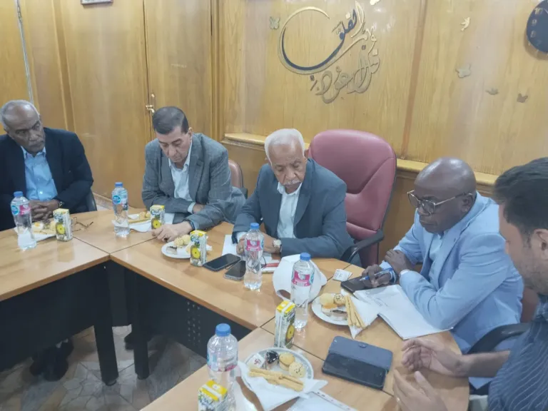 نقابتى الصناعات الهندسية بمصر والطاقة بالسنغال يتفقان على تبادل الخبرات الفنية