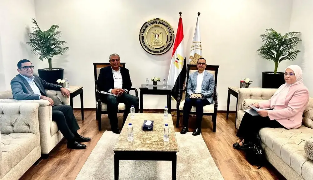 وزير الاستثمار والتجارة الخارجية يلتقي عددًا من أعضاء المجلس التصديري للتشييد والبناء