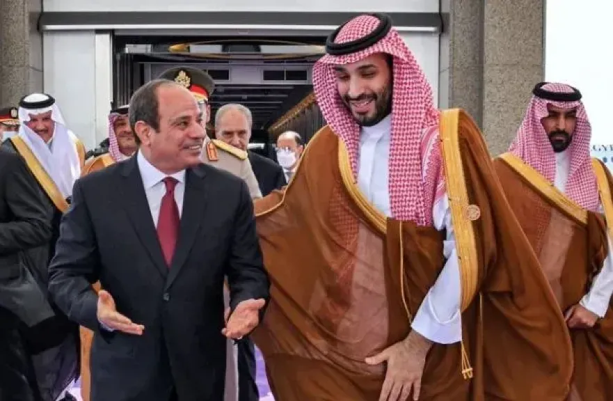 محمد بن سلمان يشيد بدعم مصر للسعودية.. والسيسي يؤكد تضامن القاهرة الكامل مع دول الخليج